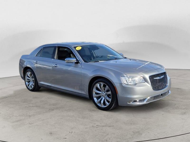 Used 2018 Chrysler 300 Limited w/ Safetytec Plus Group image 7