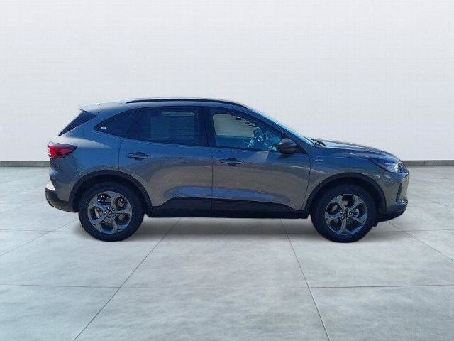 Certified 2025 Ford Escape ST-Line AWD/4WD image 8