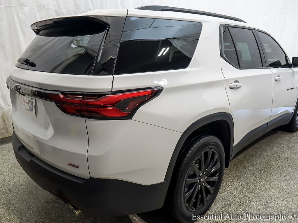 Used 2023 Chevrolet Traverse RS AWD/4WD image 8