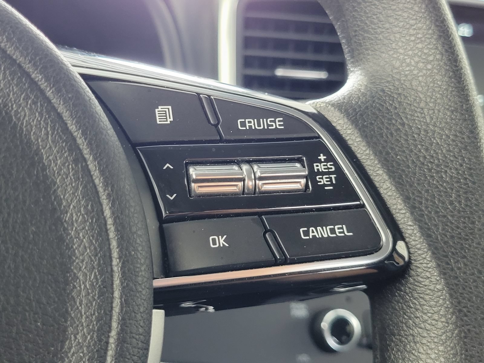 Used 2022 Kia Sportage LX AWD/4WD image 16