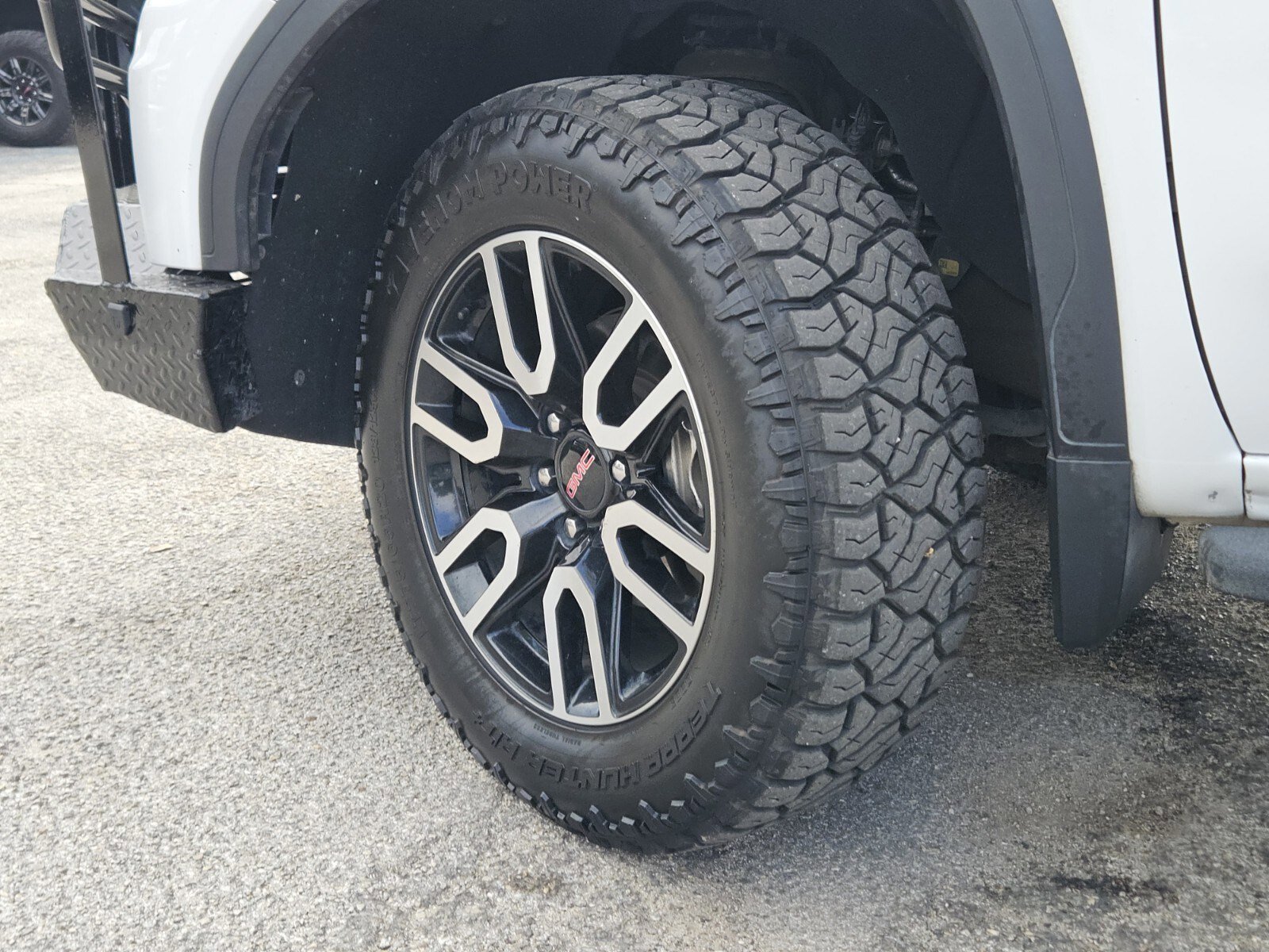 Used 2022 GMC Sierra 1500 AT4 w/ AT4 Premium Package image 28