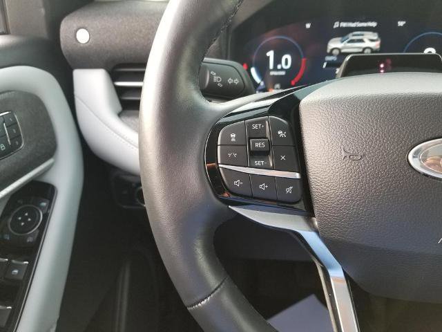 Certified 2025 Ford Explorer Platinum w/ Ultimate Package image 27