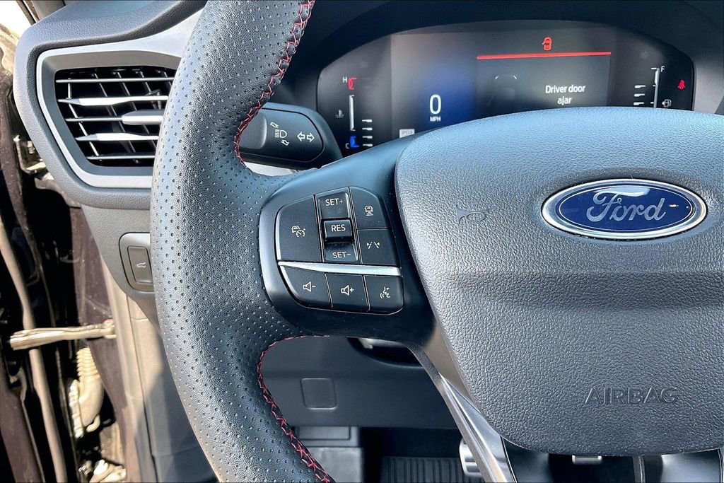 Certified 2024 Ford Escape ST-Line w/ Tech Pack #1 image 16