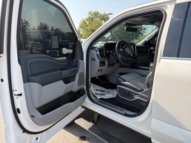 Certified 2024 Ford F350 Limited AWD/4WD image 23