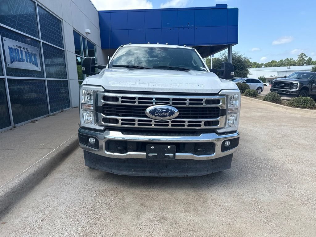 Certified 2023 Ford F350 XLT w/ 360-Degree Camera Package AWD/4WD image 3