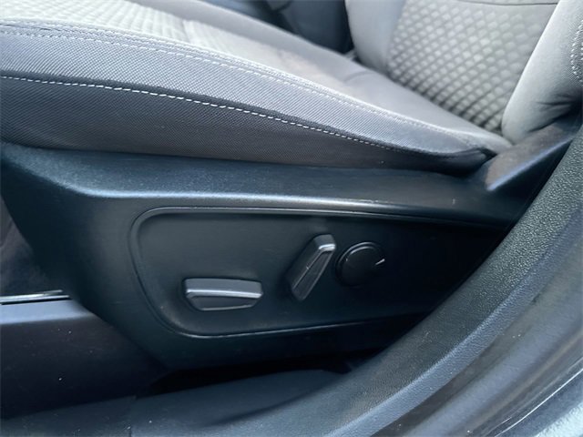 Certified 2020 Ford Escape SE image 18
