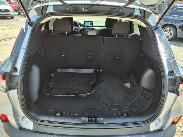 Certified 2022 Ford Escape SE w/ SE Sport Appearance Package image 30