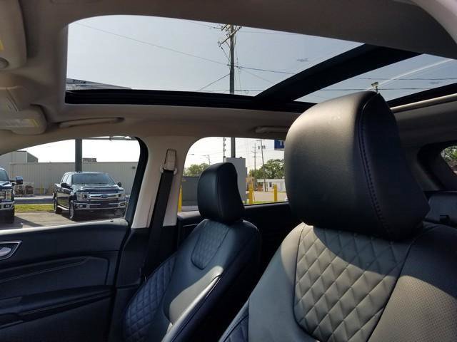 Certified 2024 Ford Edge Titanium w/ Equipment Group 301A AWD/4WD image 15