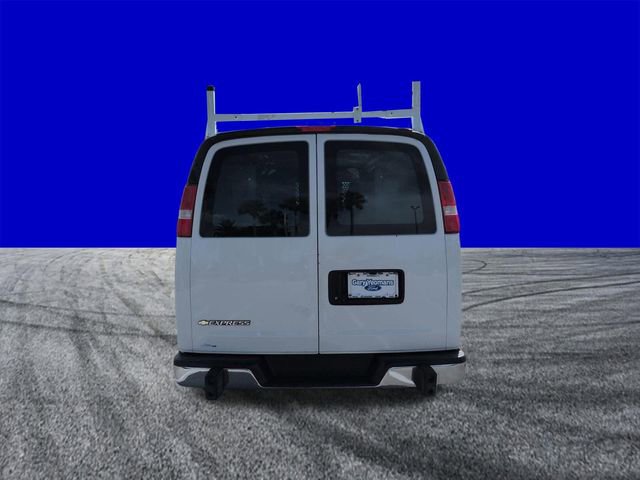 Used 2021 Chevrolet Express 2500 w/ Driver Convenience Package RWD image 5