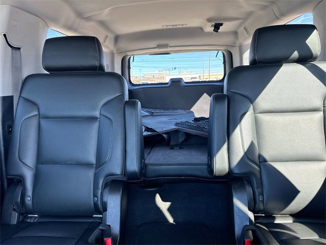 Used 2020 Chevrolet Suburban Premier image 31
