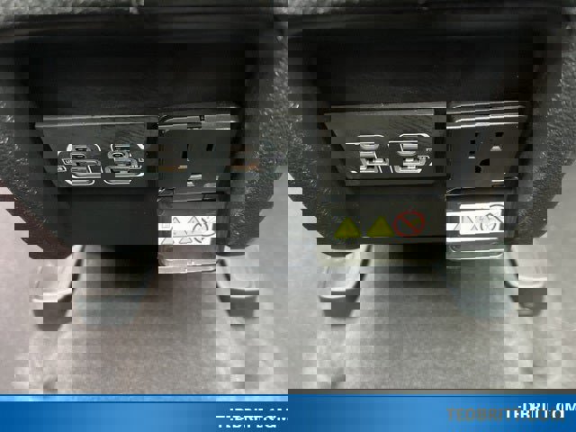 Used 2022 Jeep Cherokee Limited image 16