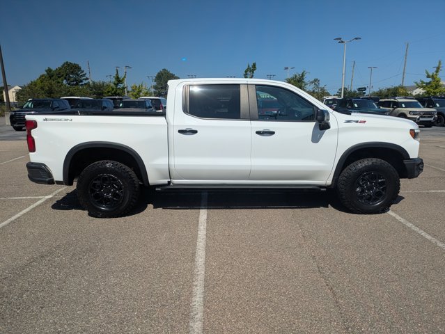 Used 2023 Chevrolet Silverado 1500 ZR2 w/ ZR2 Bison Edition AWD/4WD image 4