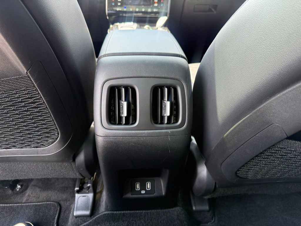 Used 2022 Hyundai Tucson Limited AWD/4WD image 32