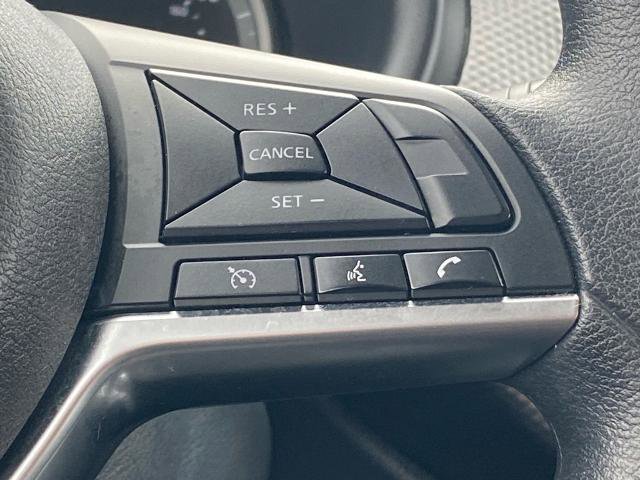 Used 2020 Nissan Kicks SV image 9