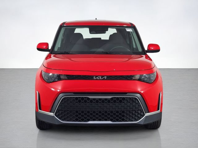 Used 2025 Kia Soul LX w/ LX Technology Package FWD image 8