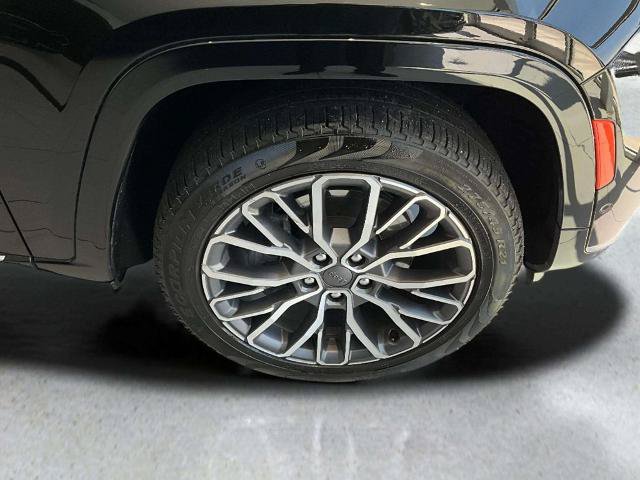 Used 2021 Jeep Grand Cherokee L Summit AWD/4WD image 33