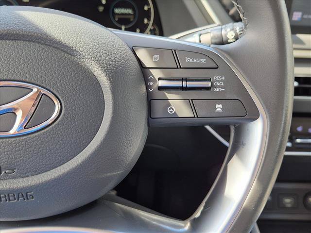 Used 2022 Hyundai Sonata SEL w/ Convenience Package FWD image 16