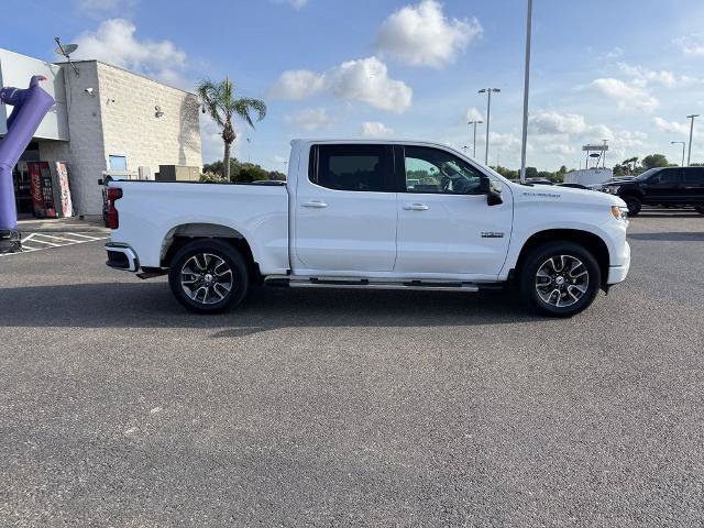 Used 2022 Chevrolet Silverado 1500 RST RWD image 2