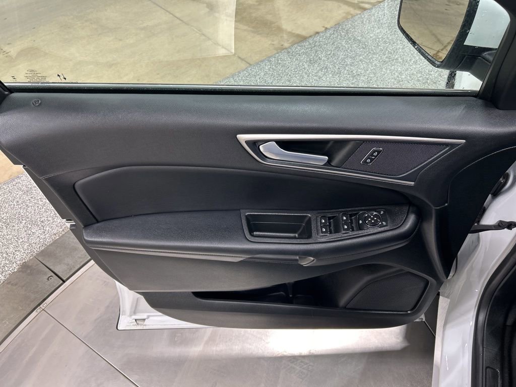 Certified 2022 Ford Edge SEL w/ Convenience Package image 15