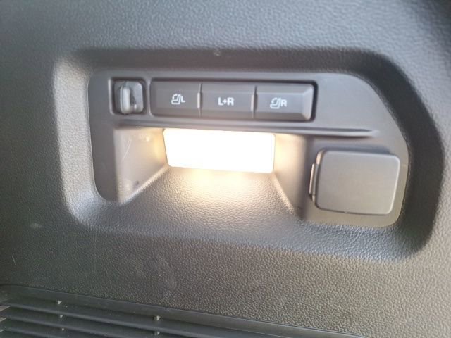 Certified 2023 Ford Explorer Limited w/ Hybrid Equipment Group 310A image 22