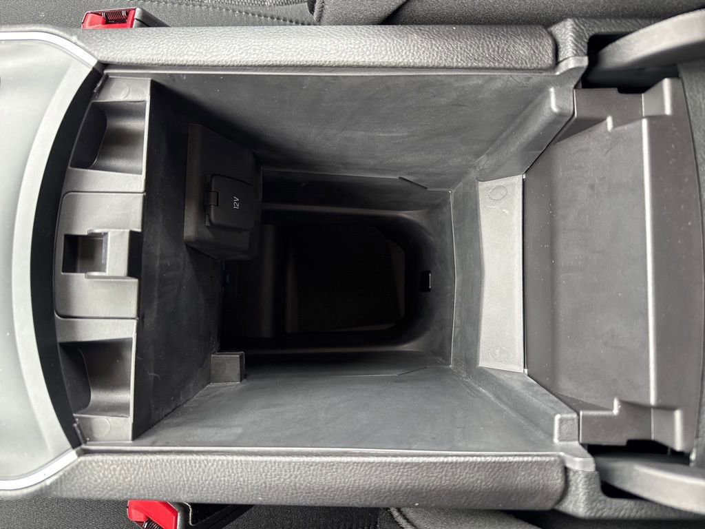 Certified 2021 Ford Edge SE image 12