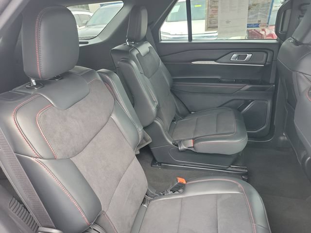 Certified 2025 Ford Explorer ST AWD/4WD image 21