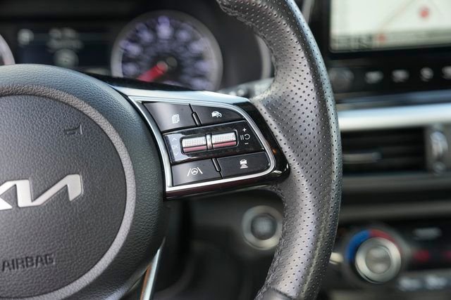 Used 2024 Kia Forte GT-Line image 23