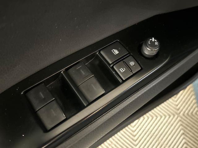 Used 2025 Toyota Camry LE FWD image 16