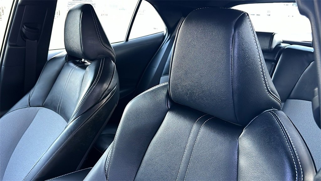 Used 2025 Toyota Corolla XSE image 11