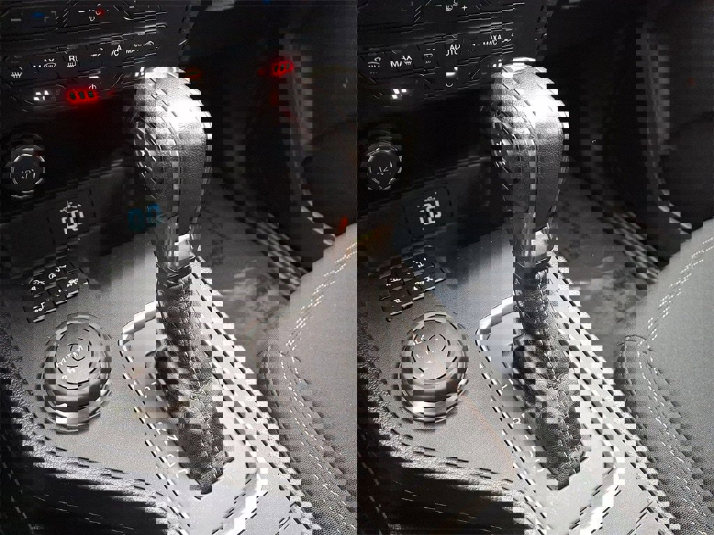 Certified 2021 Ford Ranger XLT w/ Equipment Group 302A High image 15