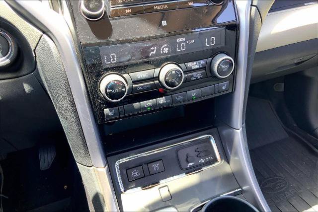 Used 2021 Subaru Ascent Limited w/ Technology Package AWD/4WD image 32