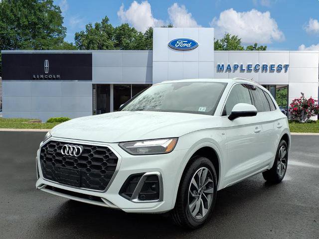 Used 2022 Audi Q5 2.0T Premium Plus w/ Premium Plus Package AWD/4WD image 2