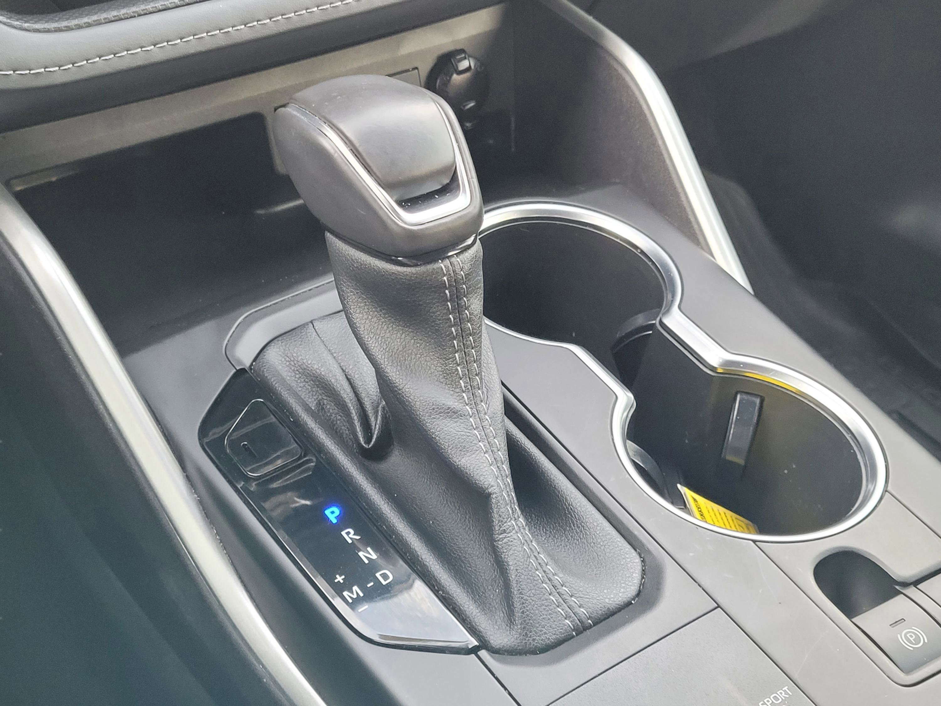 Used 2022 Toyota Highlander XSE image 18