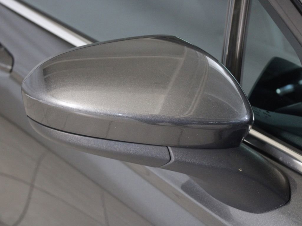 Certified 2020 Ford Fusion SE image 25