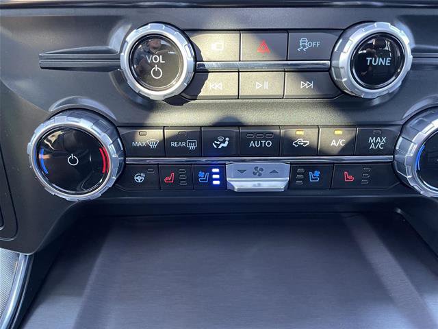 Certified 2025 Ford F150 Platinum w/ Equipment Group 702A High AWD/4WD image 31