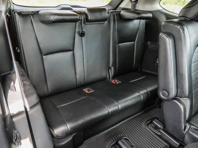 Used 2021 Toyota Highlander XLE AWD/4WD image 27
