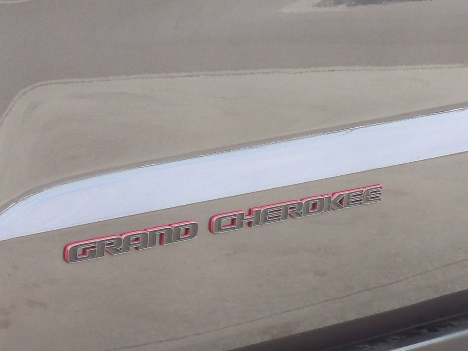 Used 2021 Jeep Grand Cherokee Trailhawk w/ Trailhawk Luxury Group image 15