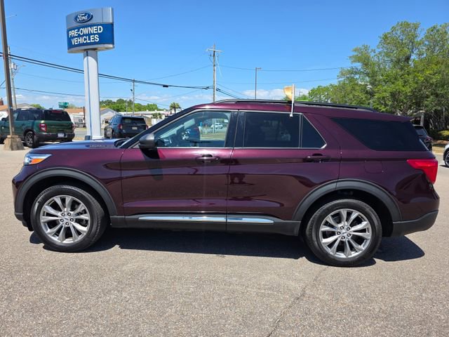Certified 2023 Ford Explorer XLT w/ Equipment Group 202A AWD/4WD image 5