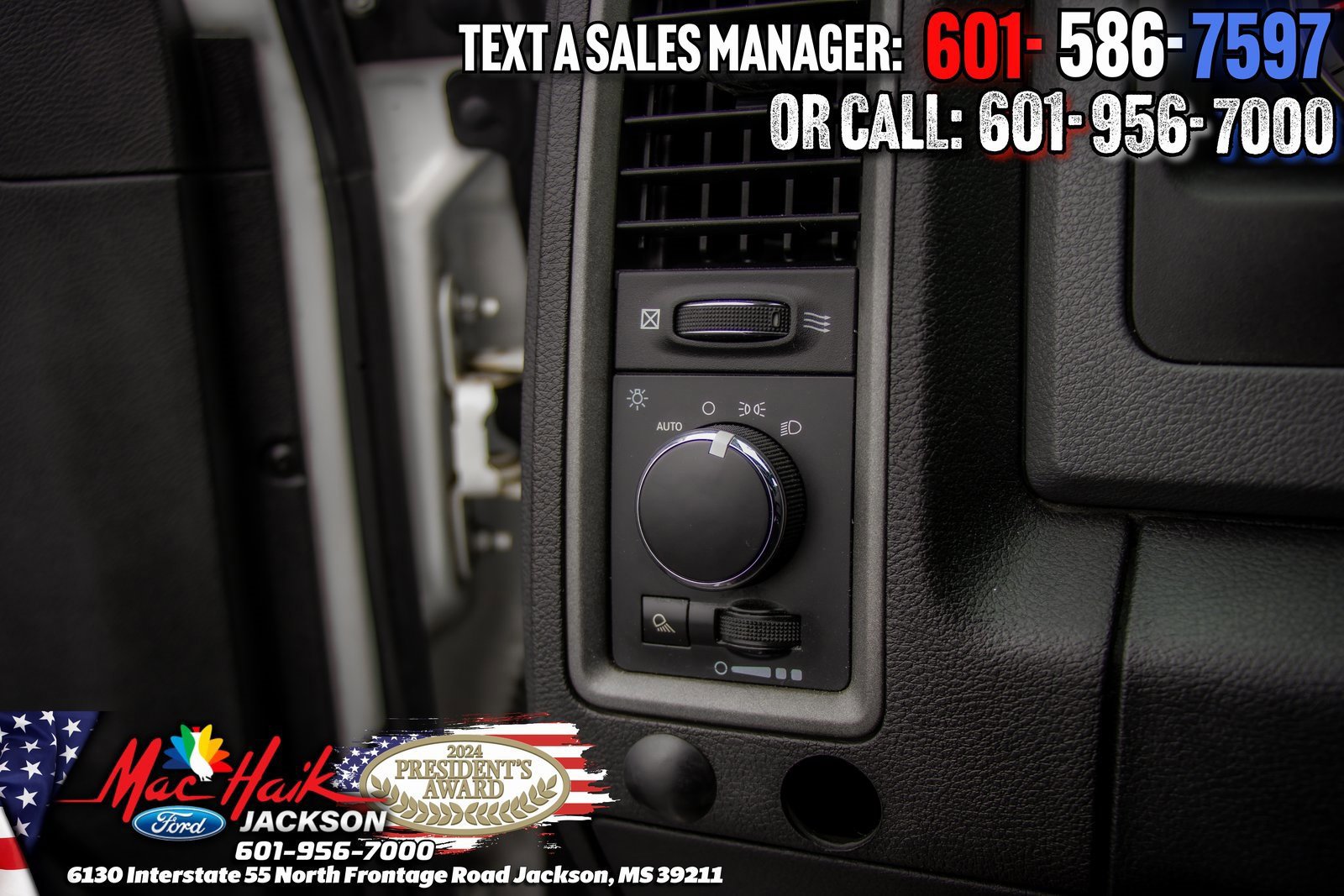 Used 2018 RAM 1500 Tradesman w/ Chrome Appearance Group image 17