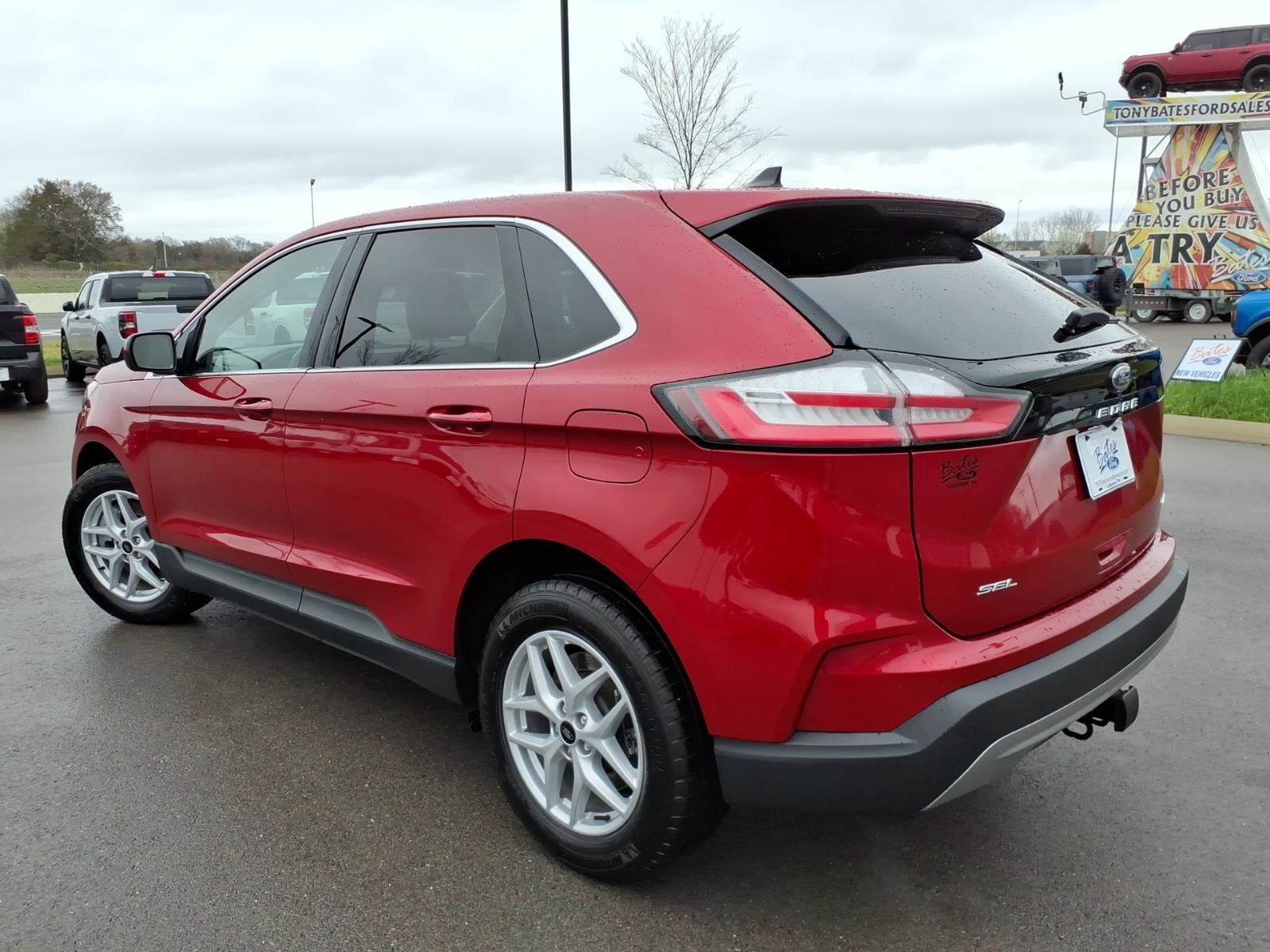 Certified 2023 Ford Edge SEL w/ Convenience Package image 3