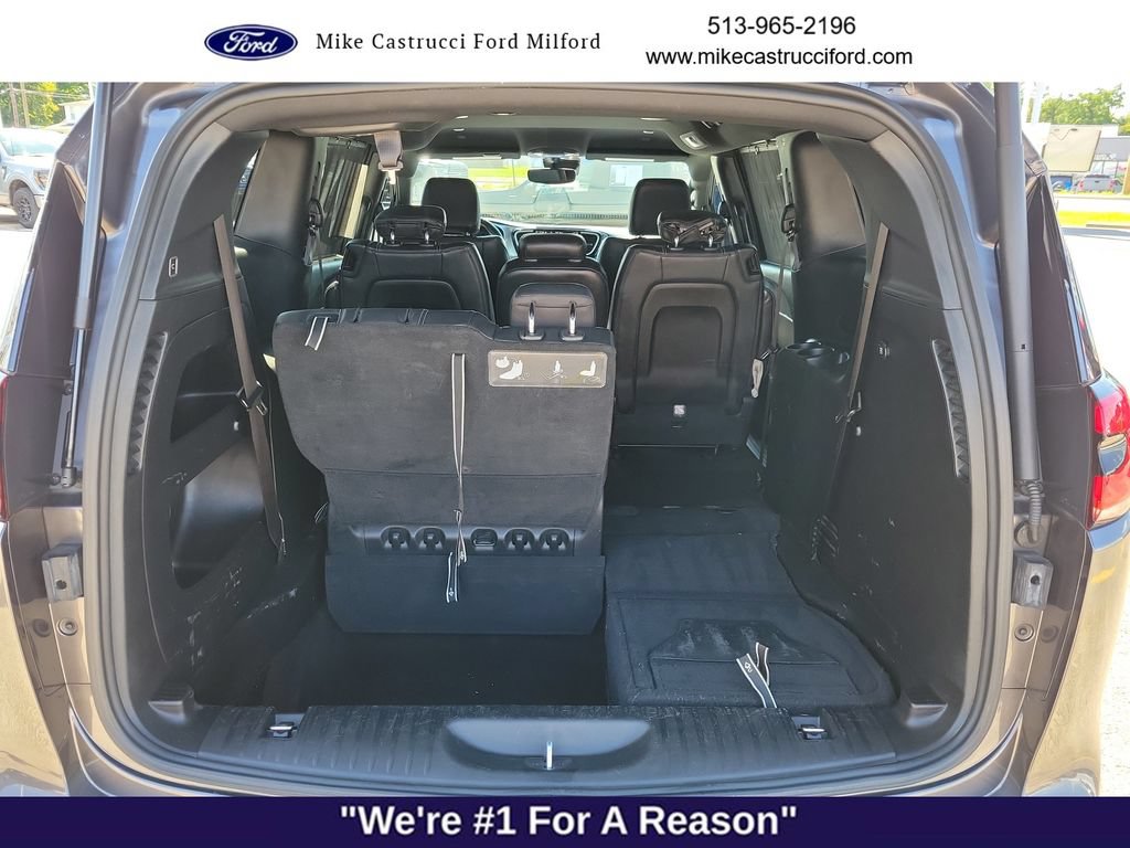 Used 2021 Chrysler Pacifica Touring-L w/ S Appearance Package FWD image 26