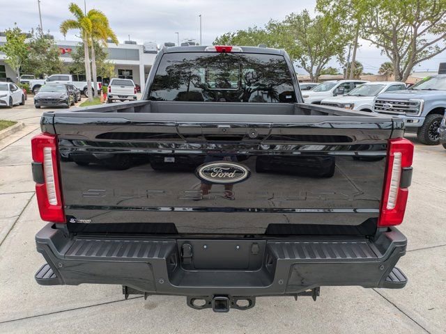 Certified 2024 Ford F250 Lariat w/ Black Appearance Package image 3