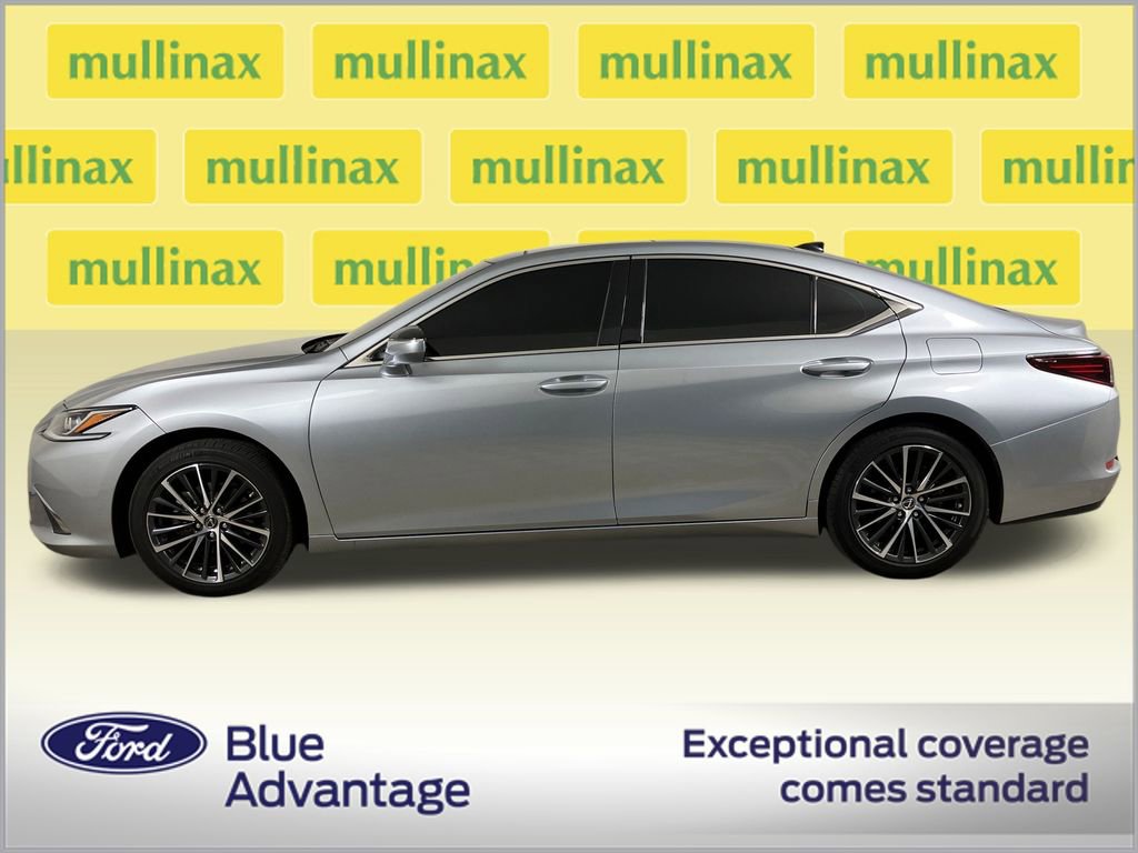 Used 2024 Lexus ES 350 w/ Premium Package image 9