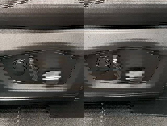 Certified 2023 Ford Explorer XLT w/ Equipment Group 202A image 17