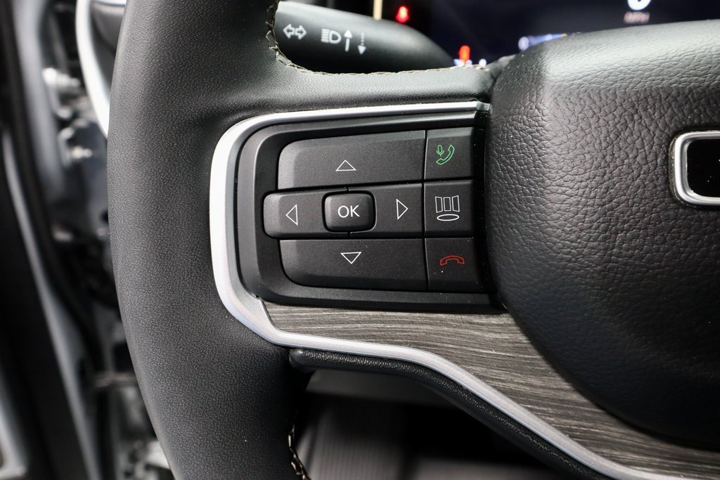 Used 2024 Jeep Wagoneer L Series II w/ Flexible Seating Group image 30