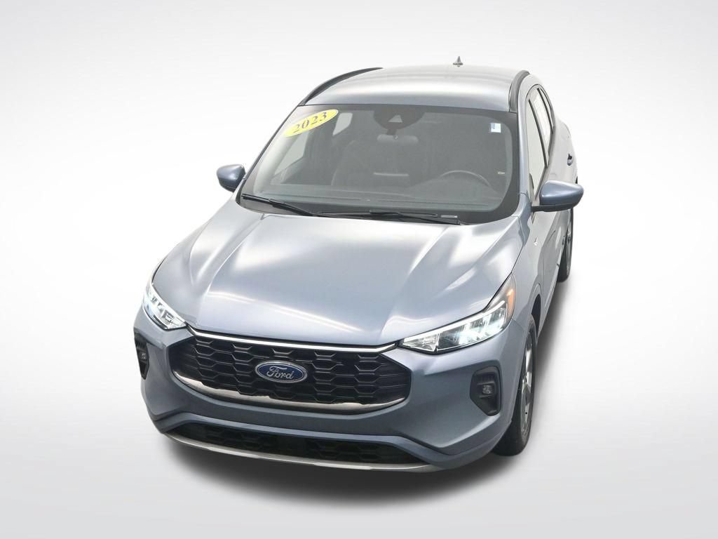 Certified 2023 Ford Escape ST-Line Select AWD/4WD image 36