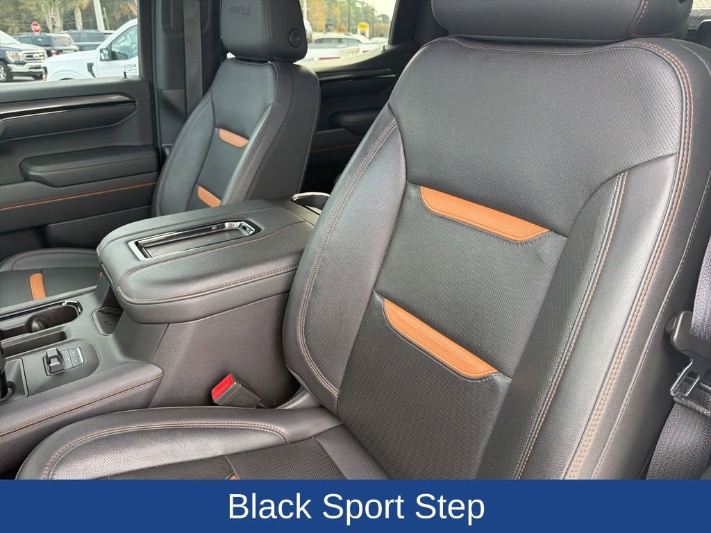 Used 2022 GMC Sierra 1500 AT4 w/ AT4 Premium Package image 12