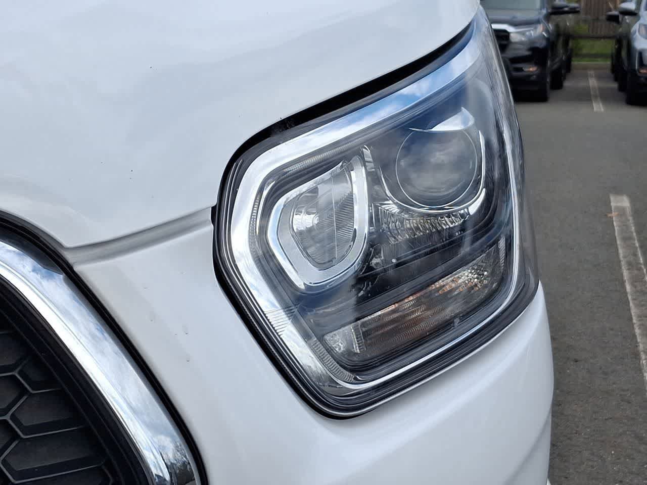 Certified 2023 Ford Transit 350 XLT RWD image 30
