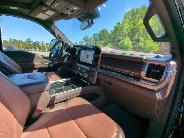 Certified 2024 Ford F250 King Ranch w/ FX4 Off-Road Package AWD/4WD image 37