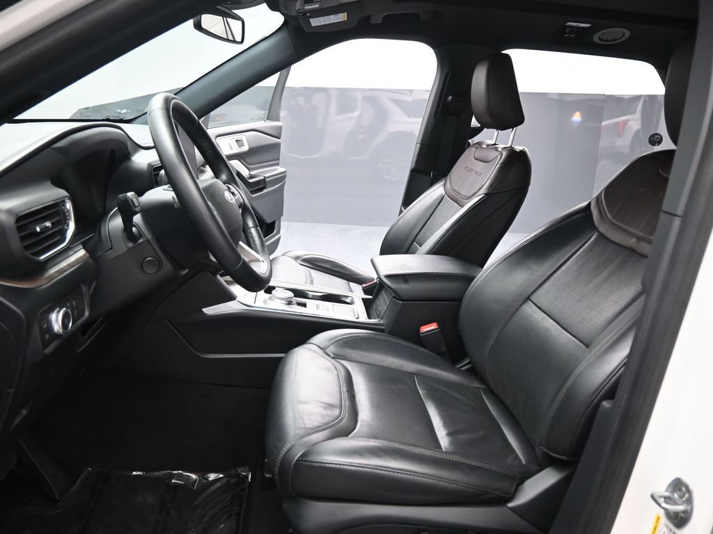 Certified 2022 Ford Explorer Platinum w/ Technology Package image 10
